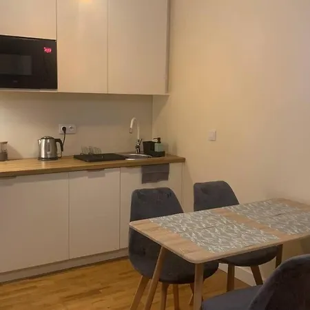 Business Arkadia Apartment